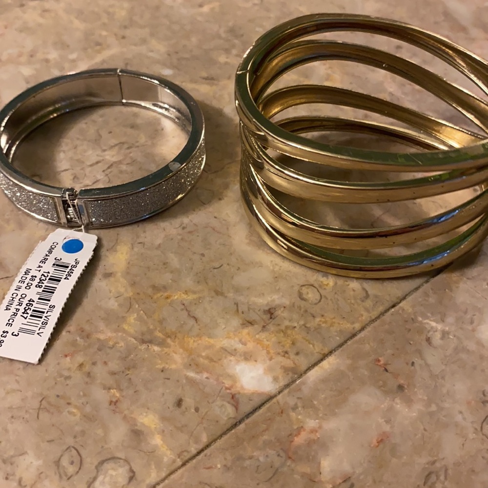 Bracelets - Picture 2 of 3